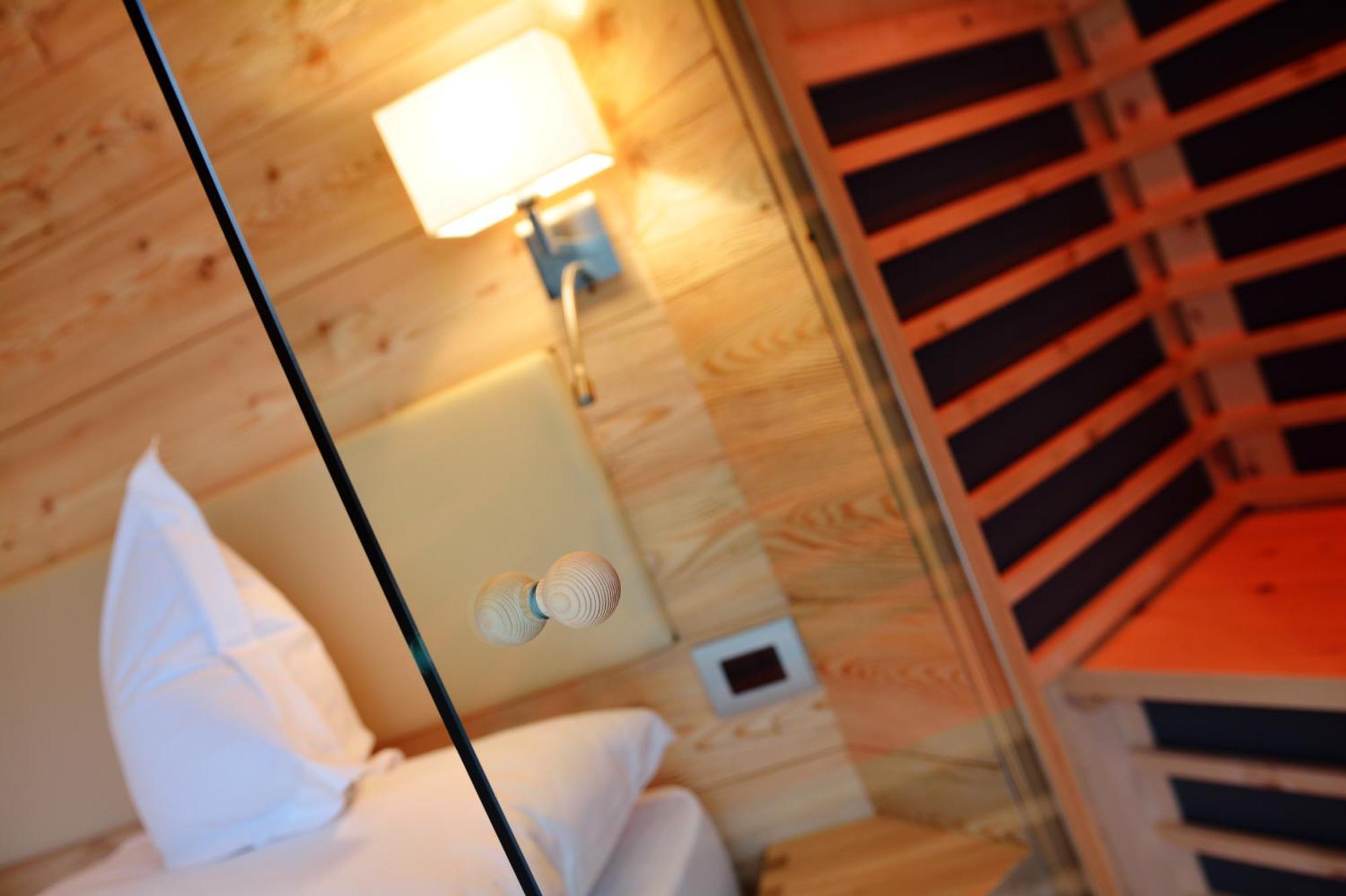 Chalet Elisabeth Dolomites Alpin & Charme เซลวาดีวัลการ์เดนา ภายนอก รูปภาพ