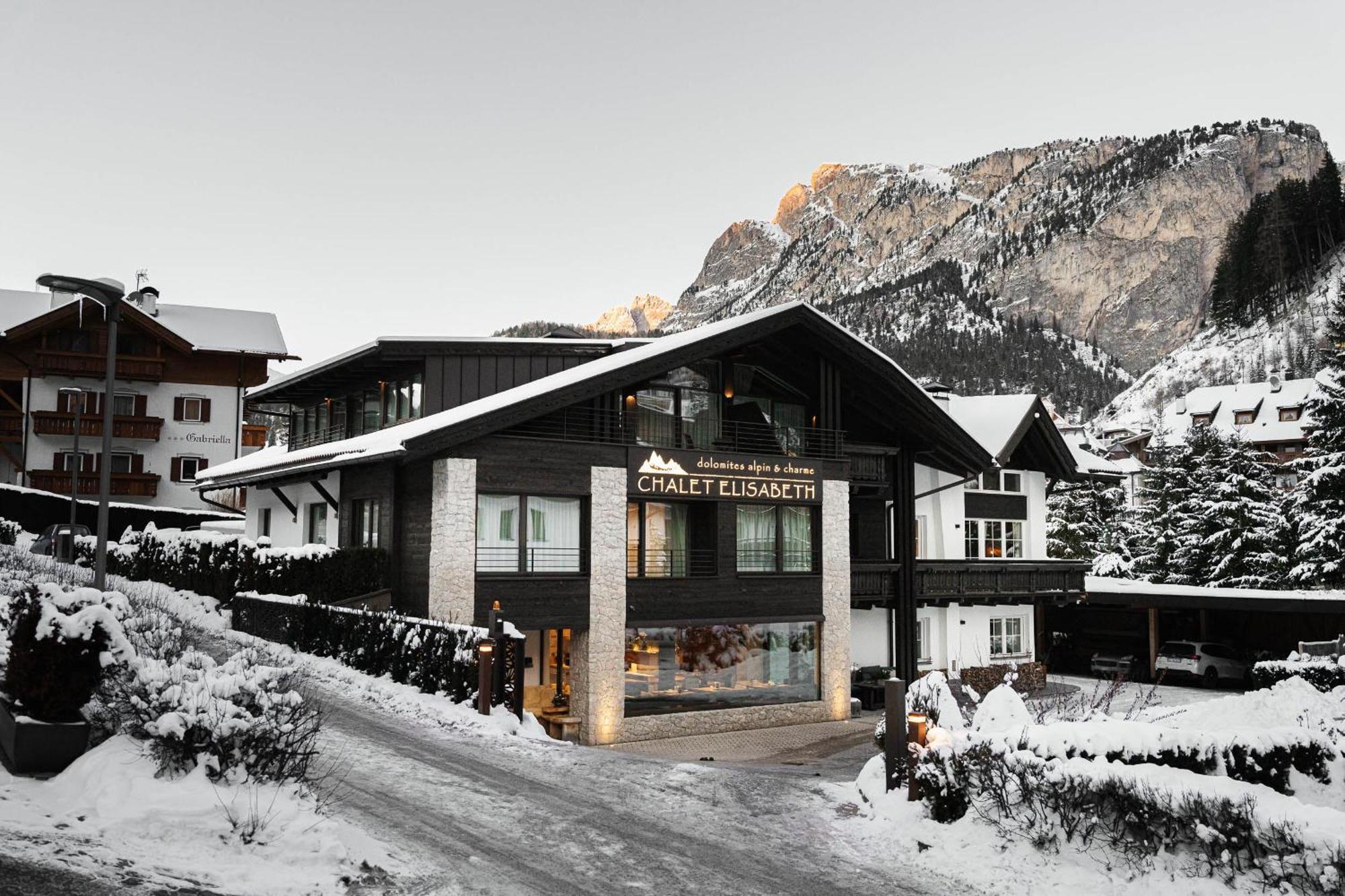Chalet Elisabeth Dolomites Alpin & Charme เซลวาดีวัลการ์เดนา ภายนอก รูปภาพ