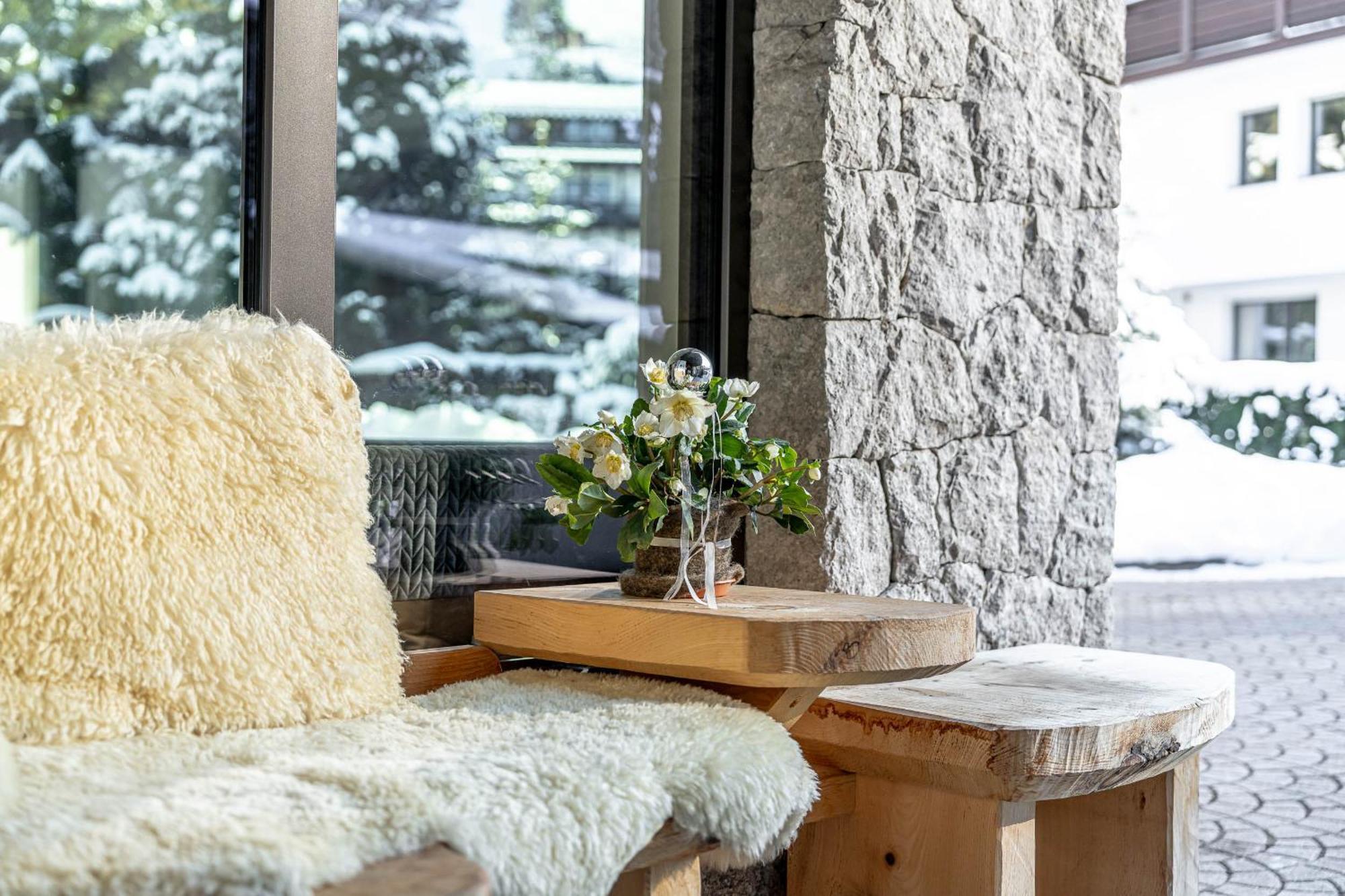 Chalet Elisabeth Dolomites Alpin & Charme เซลวาดีวัลการ์เดนา ภายนอก รูปภาพ